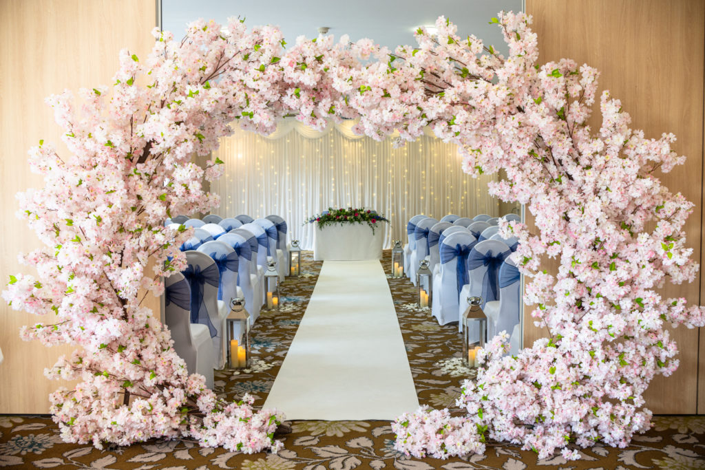 Spring themed wedding decorations by Twinkles and Tiaras - natural wedding photography